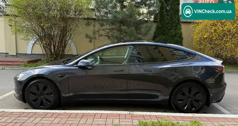 Tesla Model 3 2024, фото з оголошення 2 з 12, VIN 5YJ3E1EB2RF794755