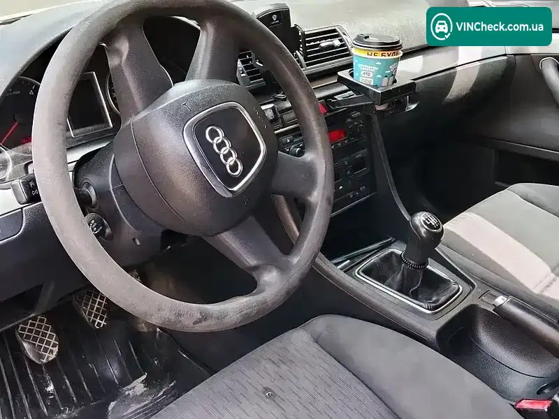 Audi A4 2006, фото з оголошення 2 з 9, VIN WAUZZZ8E86A268652