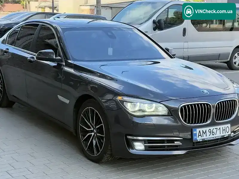 BMW 7 Series 2014, фото з оголошення 2 з 20, VIN WBAYB61090C997882