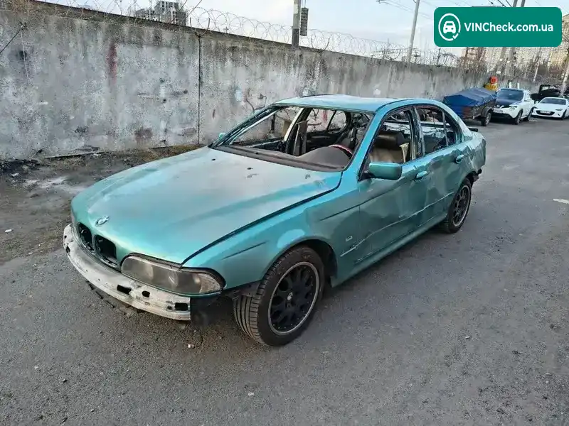 BMW 5 Series 2001, фото з оголошення 1 з 21, VIN WBADT21010GZ03278