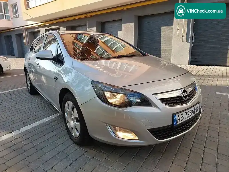 Opel Astra 2012, фото з оголошення 2 з 20, VIN W0LPD8EW1C8094411