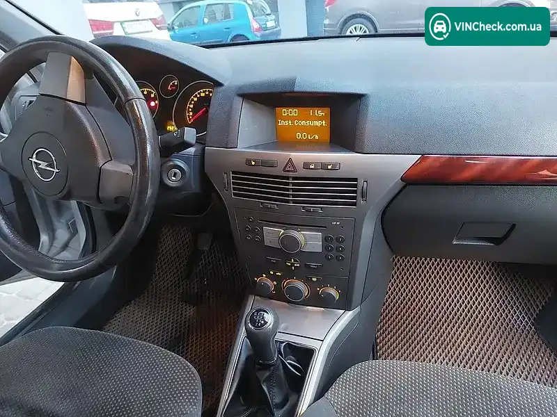 Opel Astra 2005, фото з оголошення 2 з 12, VIN W0L0AHL3552187448