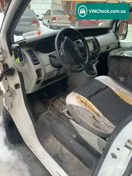 Renault Trafic 2006, фото з оголошення 2 з 8, VIN VF1FLACA66Y150898