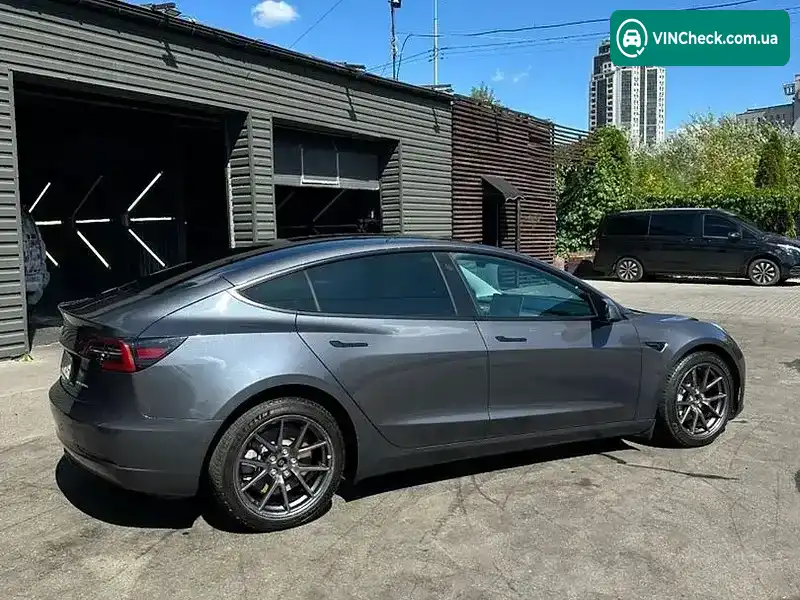 Tesla Model 3 2021, фото з оголошення 2 з 15, VIN LRW3E7EKXMC299211