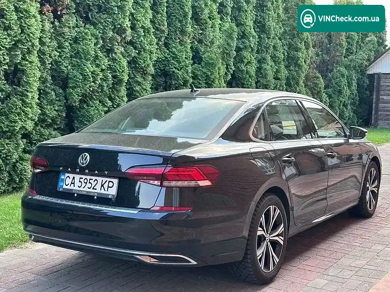 Volkswagen Passat 2021, фото з оголошення 2 з 20, VIN 1VWSA7A39NC005708
