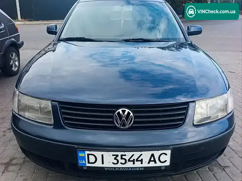 Volkswagen Passat 1999, фото з оголошення 1 з 12, VIN WVWZZZ3BZXE449769