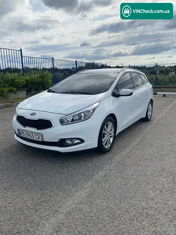 Kia Ceed 2014, фото з оголошення 2 з 19, VIN U5YHM815AEL090359