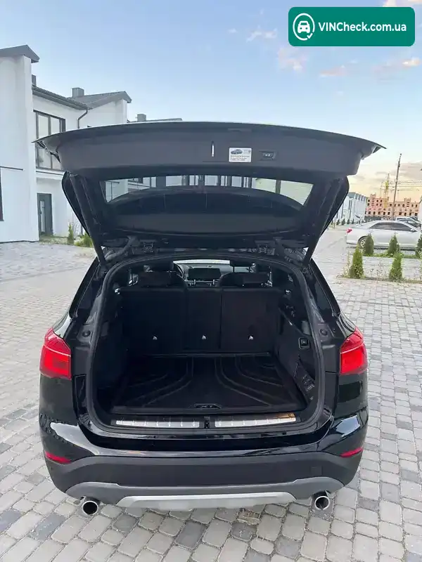 BMW X1 2017, фото з оголошення 1 з 18, VIN WBXHU7C33H5H38028