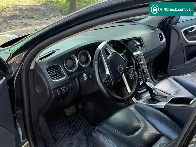 Volvo S60 2013, фото з оголошення 1 з 21, VIN YV1612FH0D1215369