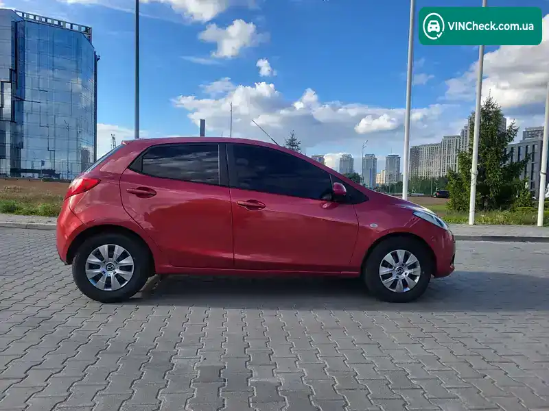 Mazda 2 2008, фото з оголошення 2 з 13, VIN JMZDE145500204475