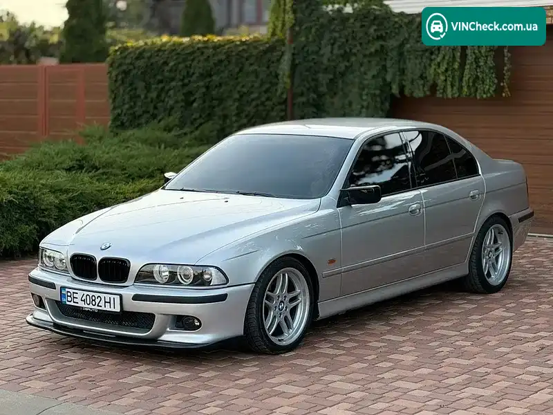 BMW 5 Series 2002, фото з оголошення 1 з 12, VIN WBADN51040BR66030