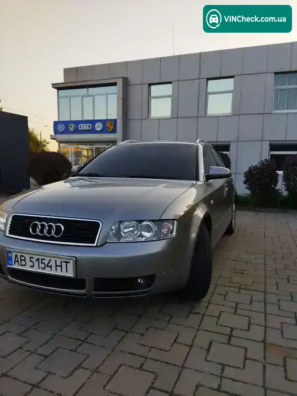 Audi A4 2004, фото з оголошення 2 з 20, VIN WAUZZZ8E24A241475