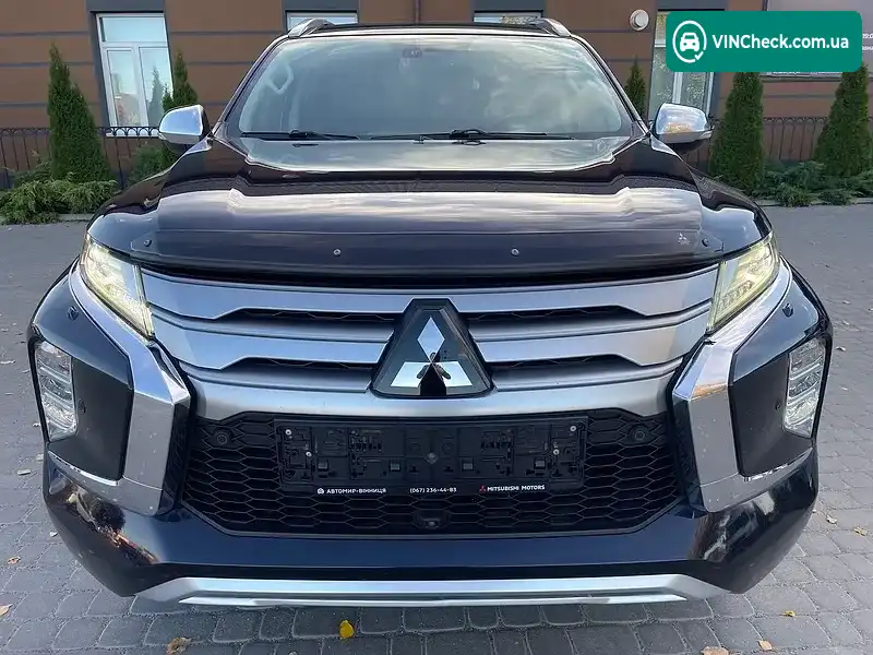 Mitsubishi Pajero Sport 2020, фото з оголошення 1 з 20, VIN MMCGUKS10LHZ00410