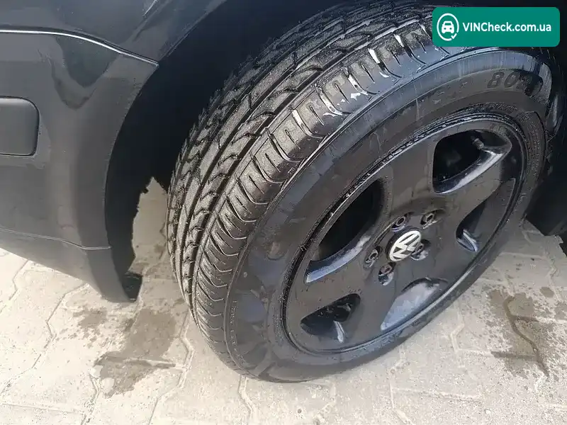 Volkswagen Passat 1997, фото з оголошення 1 з 9, VIN WVWZZZ3BZWE118280