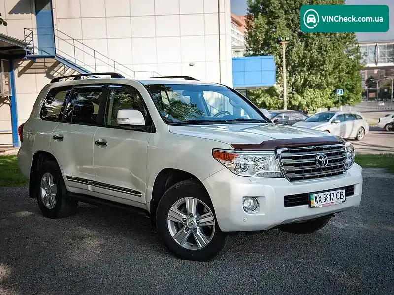 Toyota Land Cruiser 2013, фото з оголошення 1 з 20, VIN JTMCV05J704111041