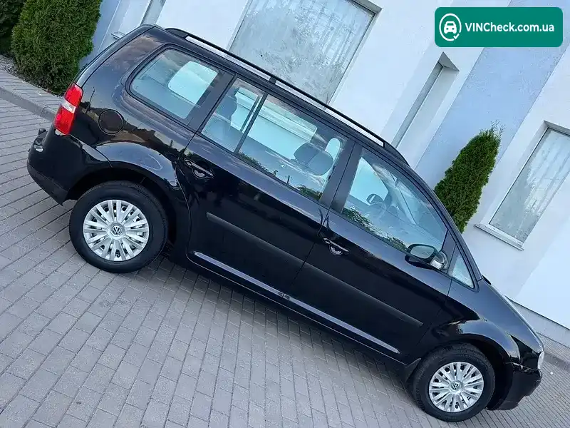 Volkswagen Touran 2004, фото з оголошення 2 з 15, VIN WVGZZZ1TZ4W032247