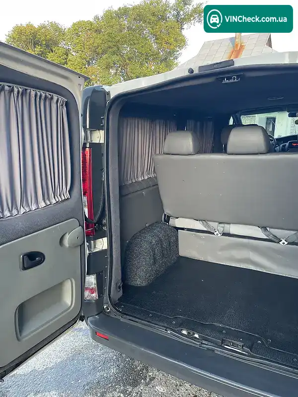 Renault Trafic 2011, фото з оголошення 2 з 14, VIN VF1FLBHB6BY365588