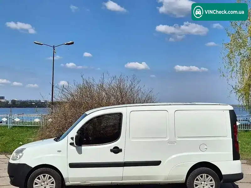 Fiat Doblo 2006, фото з оголошення 1 з 10, VIN ZFA22300005463626