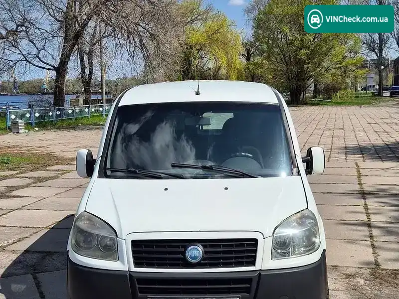 Fiat Doblo 2006, фото з оголошення 2 з 10, VIN ZFA22300005463626