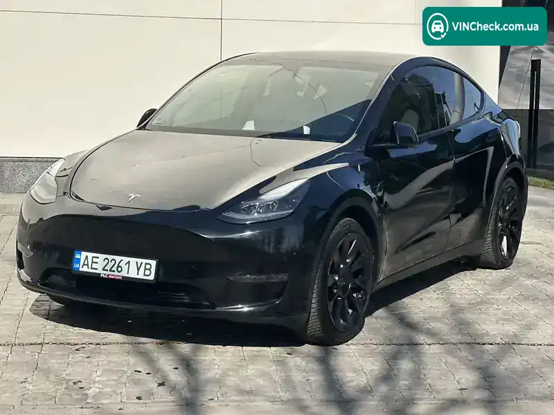 Tesla Model Y 2022, фото з оголошення 1 з 21, VIN 7SAYGAEE0PF603019