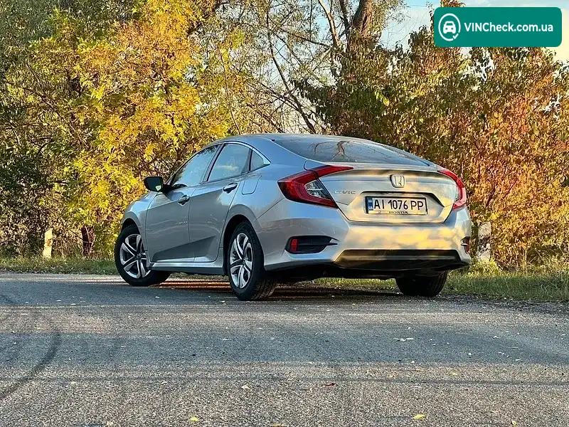 Honda Civic 2017, фото з оголошення 2 з 20, VIN 19XFC2F54HE042500