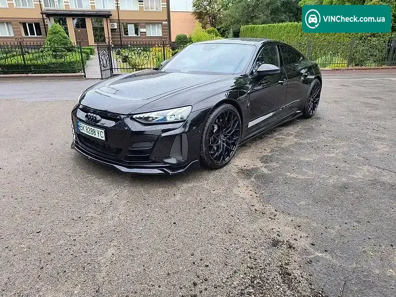 Audi RS e-tron GT 2021, фото з оголошення 1 з 20, VIN WAUZZZFW2N7900276