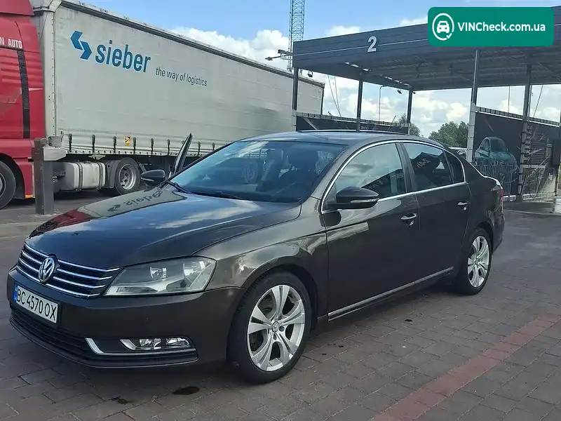 Volkswagen Passat 2014, фото з оголошення 2 з 7, VIN WVWZZZ3CZEE144478
