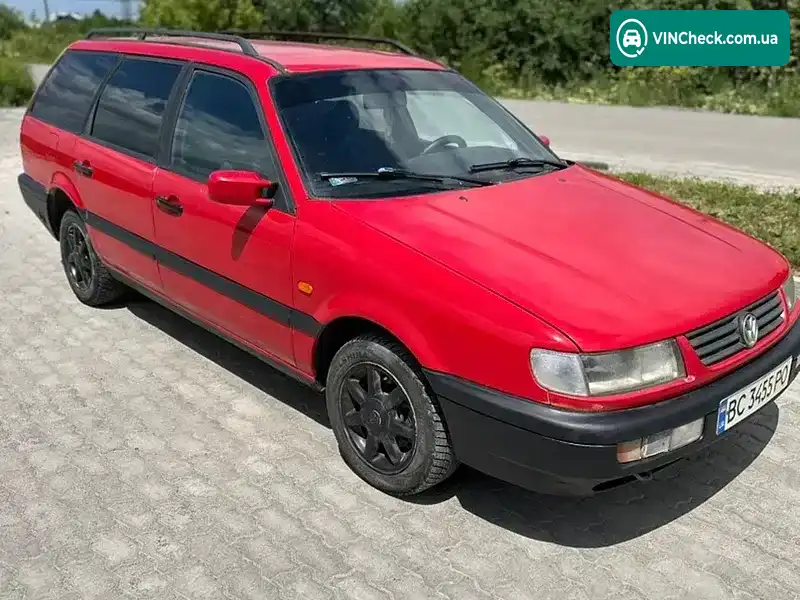 Volkswagen Passat 1994, фото з оголошення 1 з 13, VIN WVWZZZ32ZCE204147