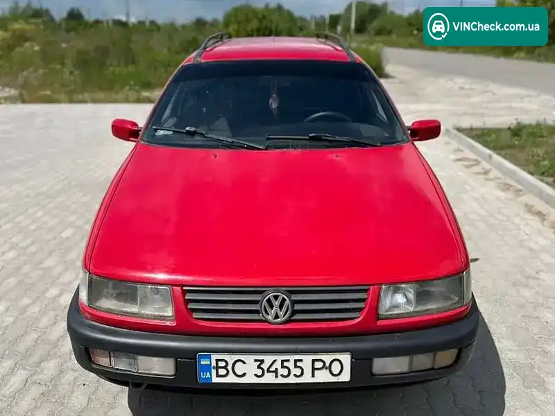 Volkswagen Passat 1994, фото з оголошення 2 з 13, VIN WVWZZZ32ZCE204147