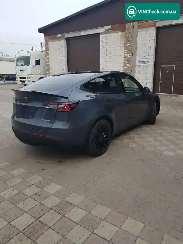 Tesla Model Y 2020, фото з оголошення 2 з 17, VIN 5YJYGDEE4LF036712