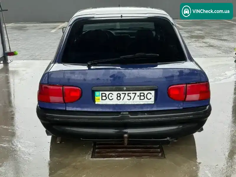 Ford Escort 1993, фото з оголошення 2 з 12, VIN WF0AXXGCAAPB67813