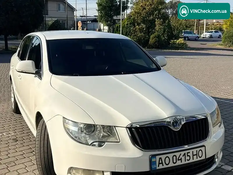 Skoda Superb 2010, фото з оголошення 1 з 7, VIN TMBAE73TXA9040216