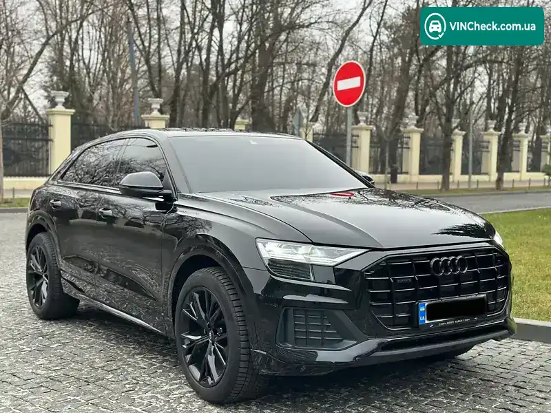 Audi Q8 2022, фото з оголошення 1 з 21, VIN WAUZZZF15ND016659