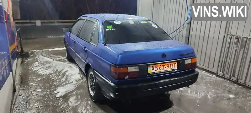Volkswagen Passat 1990, фото з оголошення 2 з 13, VIN WVWZZZ31ZLB011985