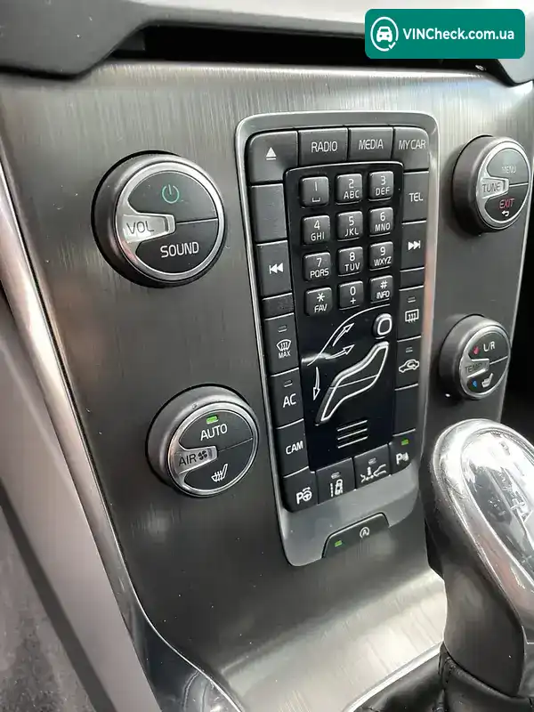 Volvo V40 2012, фото з оголошення 2 з 19, VIN YV1MV5150D2002908