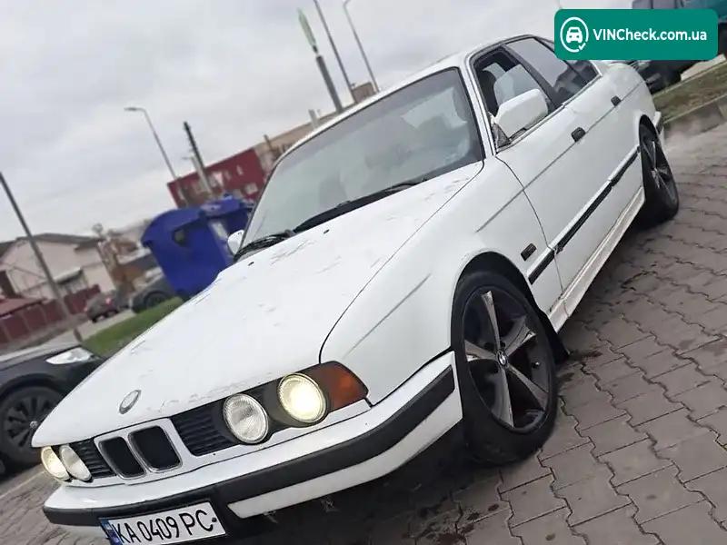BMW 5 Series 1990, фото з оголошення 1 з 16, VIN WBAHD51060BG18964