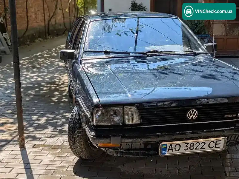 Volkswagen Passat 1982, фото з оголошення 2 з 12, VIN WVWZZZ32ZCB222301