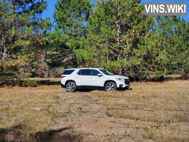 Chevrolet Traverse 2021, фото з оголошення 2 з 21, VIN 1GNEVHKW9MJ171277