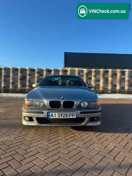 BMW 5 Series 1996, фото з оголошення 2 з 13, VIN WBADD61020BR19197