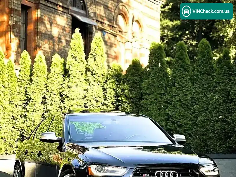 Audi S4 2012, фото з оголошення 2 з 13, VIN WAUMGAFL9DA077841