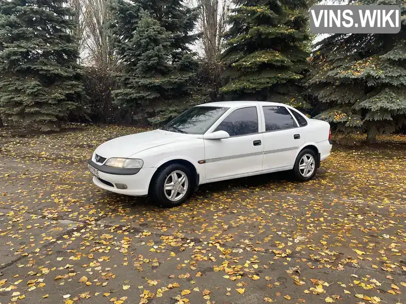 Opel Vectra 1998, фото з оголошення 2 з 16, VIN W0L0JBF19W1270673