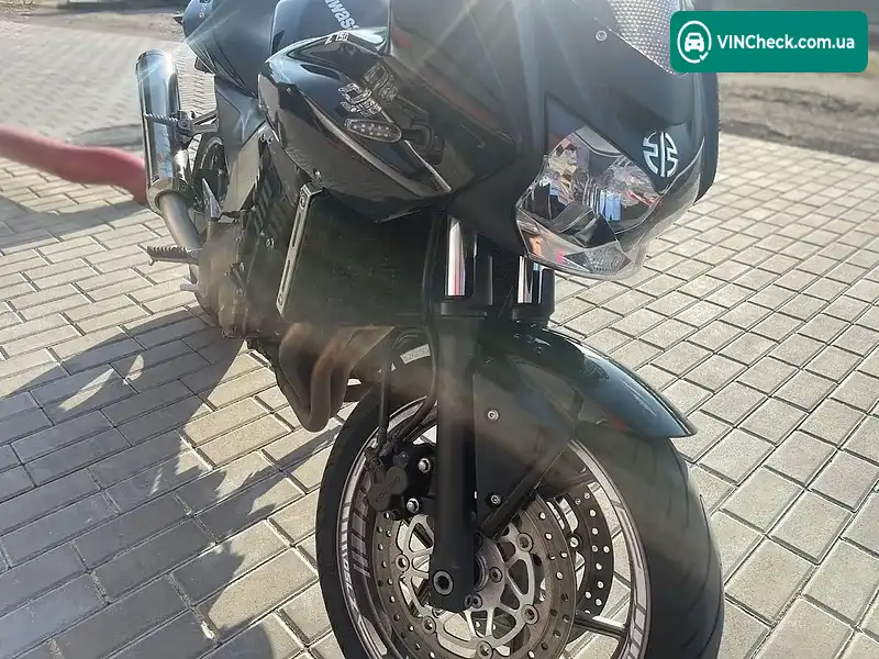 Kawasaki Z 750S 2004, фото з оголошення 2 з 10, VIN JKAZR750JJA016405