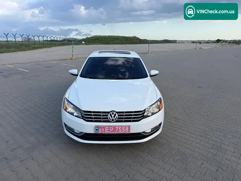 Volkswagen Passat 2015, фото з оголошення 2 з 20, VIN 1VWZZZA3ZFC070154