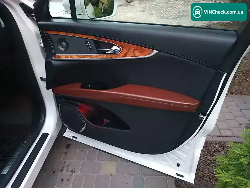 Lincoln MKX 2015, фото з оголошення 1 з 21, VIN 2LMTJ8LP0GBL33258