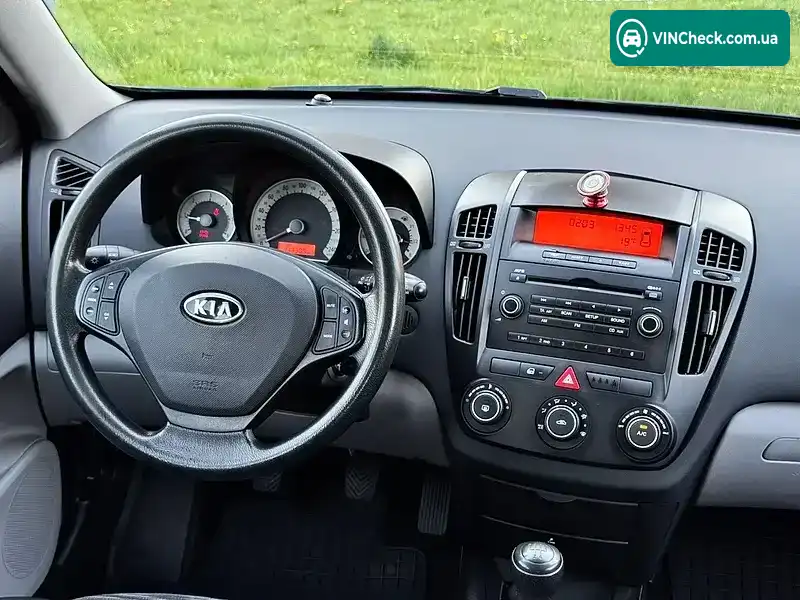Kia Ceed 2009, фото з оголошення 2 з 21, VIN U5YFF24429L144184