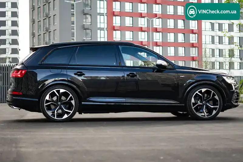 Audi SQ7 2017, фото з оголошення 1 з 20, VIN WAUZZZ4M3JD018496