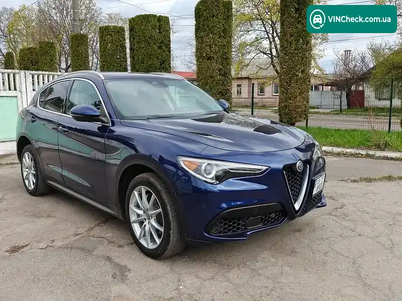 Alfa Romeo Stelvio 2017, фото з оголошення 2 з 13, VIN ZASFAKBN2J7B60456