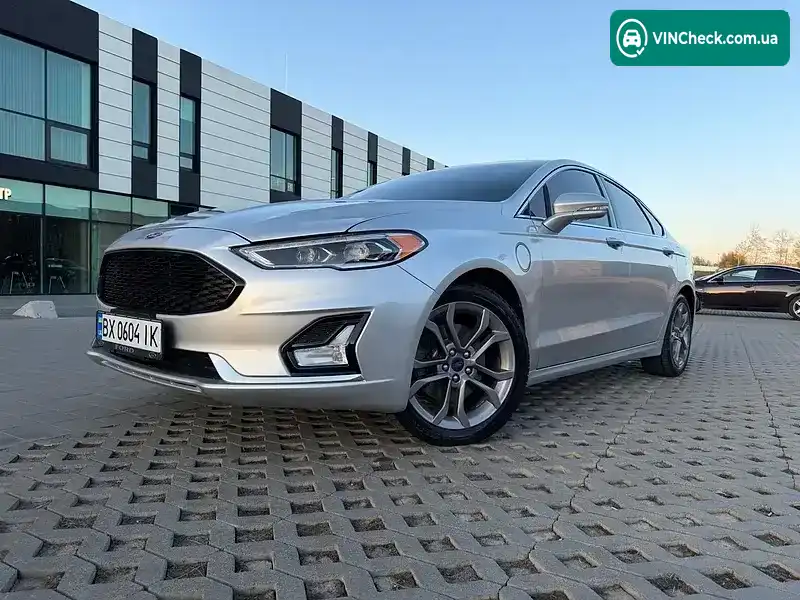 Ford Fusion 2019, фото з оголошення 1 з 21, VIN 3FA6P0SU5KR245178