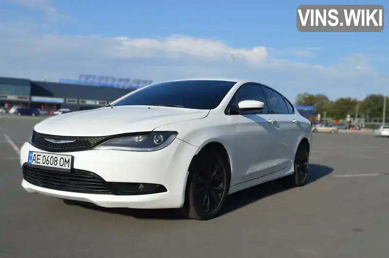 Chrysler 200 2015, фото з оголошення 2 з 21, VIN 1C3CCCBB8FN751707