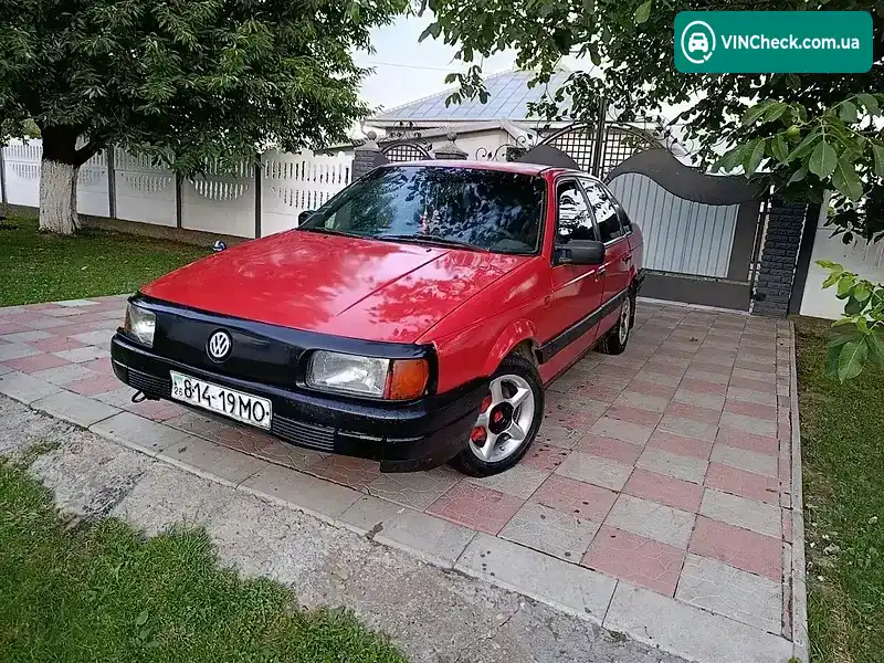 Volkswagen Passat 1992, фото з оголошення 1 з 11, VIN WVWZZZ31ZNE238586